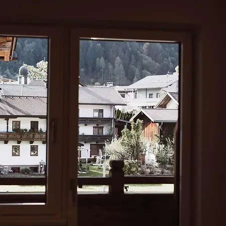 Lebe'schlitters - Ferienapartmenthaus Im Zillertal *
