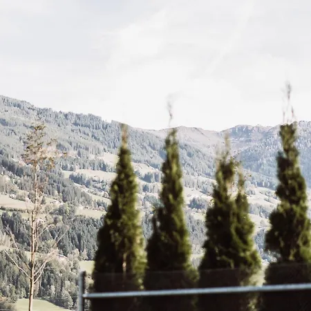 Lebe'schlitters - Ferienapartmenthaus Im Zillertal