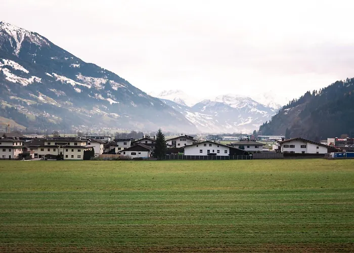 Lebe'schlitters - Ferienapartmenthaus Im Zillertal * 舒里特斯