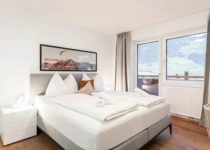 公寓 Lebe'schlitters - Ferienapartmenthaus Im Zillertal 舒里特斯
